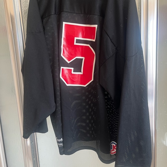 Men’s Hockey Jersey-Size Large - Picture 5 of 5